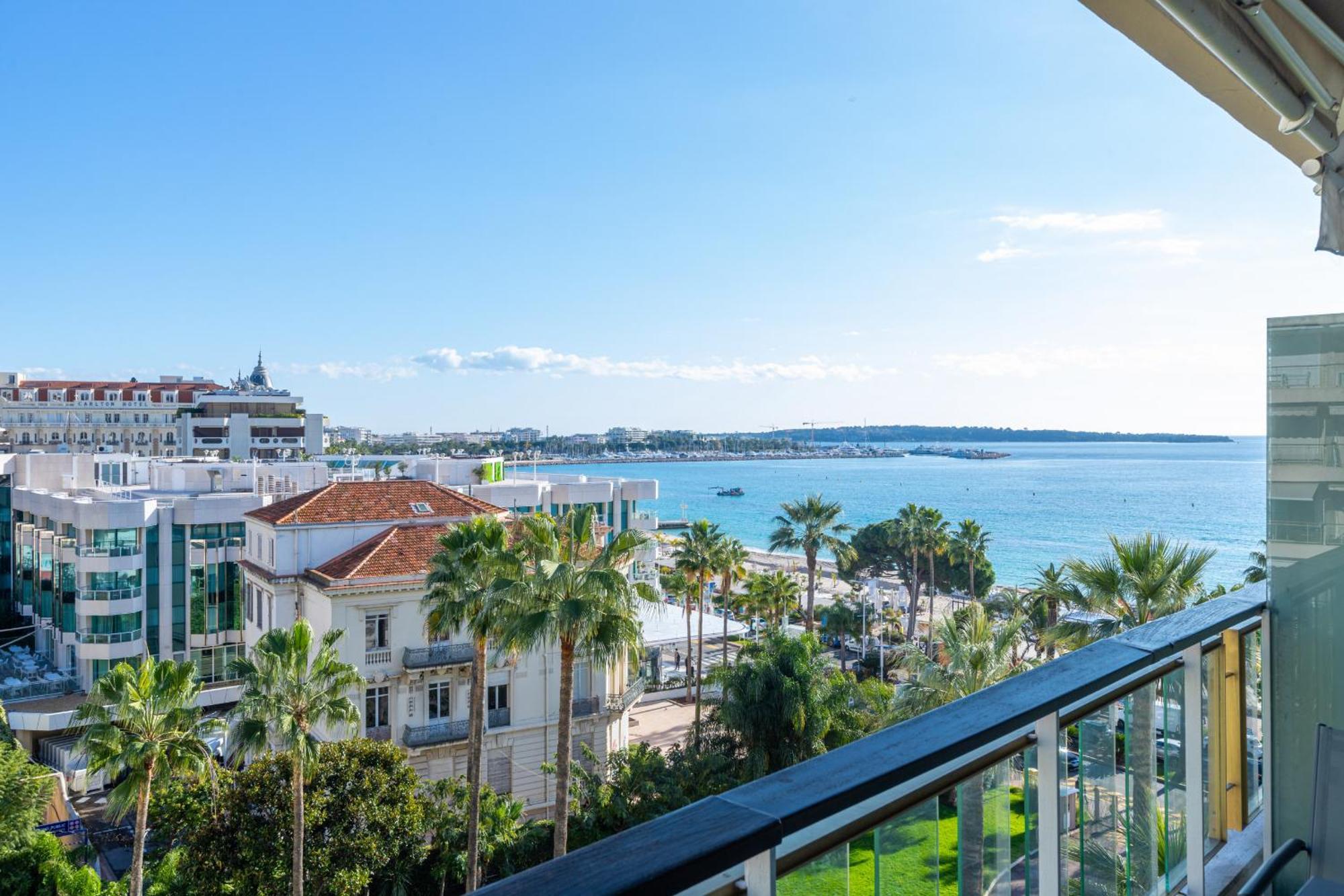 Agence Des Residences - Appartements Prives Du 45 Croisette- Prestige Cannes Bagian luar foto