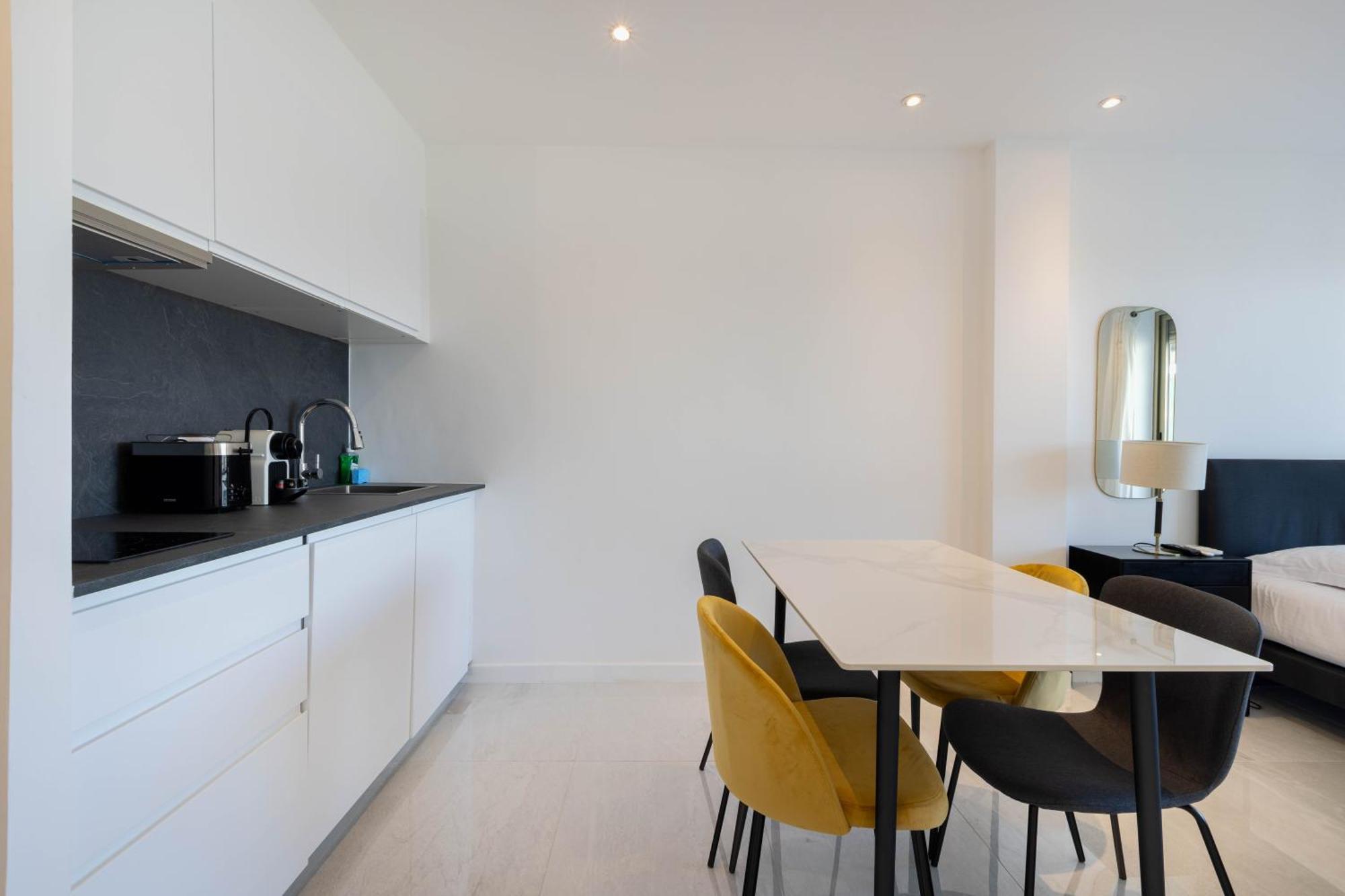 Agence Des Residences - Appartements Prives Du 45 Croisette- Prestige Cannes Bagian luar foto